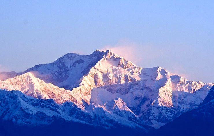 Mont Kanchenjunga, vue sur le circuit Bhoutan-Sikkim-Népal, les royaumes himalayens.