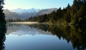 Le mont Cook depuis la lac Matheson